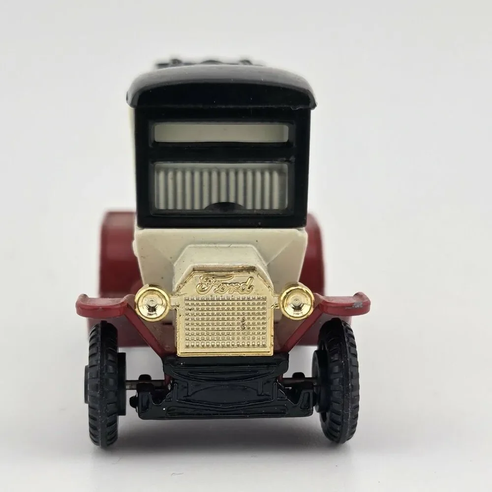 VNTG 1977 Tomy Tomica Type-T Ford Happy Home Bread No.F11-1 Diecast 1:60 Toy Car